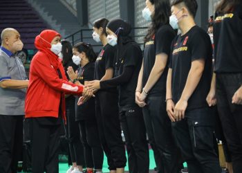 Lepas Timnas Basket Putri, Khofifah Optimis Indonesia Raih Medali SEA Games 2021 Hanoi